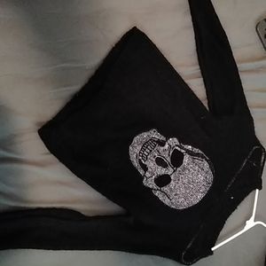 Skull sweater